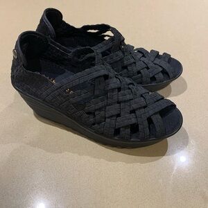 NEW - Bernie Mev NY - Wedge Sandals